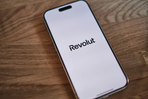 Revolut reports disruption affecting multiple services