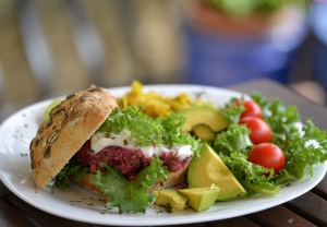 Beet ‘n’ bean veggie burgers