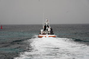 Two tourists rescued by helicopter after getting trapped in Ġnejna cave