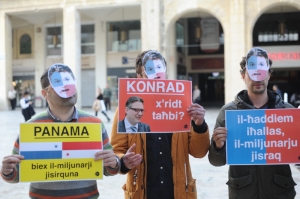 AD youths stage silent protest ahead of Konrad Mizzi’s MEPs grilling