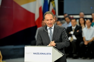 Mario de Marco undergoes removal of benign tumour