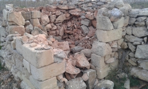 Hunters' hides in Gozo, Mizieb vandalized