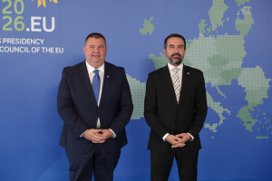 Bedingfield emphasises stronger opportunities in third countries as EU migration pact sets in