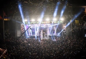 [WATCH] A hopeful world ushers in 2021