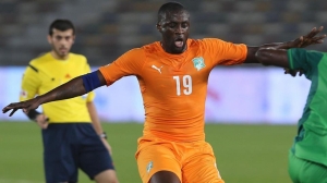 Ten-man Ivory Coast fight back to earn point against Guinea