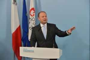 Muscat calls on Busuttil to start debating constitutional reforms immediately