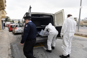 [WATCH] One dead, another hospitalised from toxic fumes in Msida