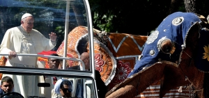 Pope Francis calls for reconciliation in Sri Lanka