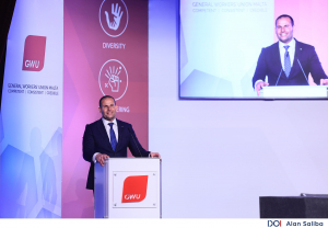 Prime Minister acknowledges GWU's work in improving workers' conditions