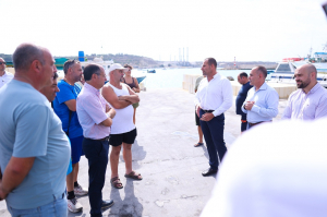 Government cuts utility charges for fishermen by up to 57%