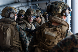 Arrival of thousands of US marines in Middle East raises possibility of Iran ground invasion