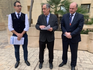 [WATCH] Coronavirus: Doctors want flights from high risk regions in Italy to be cancelled