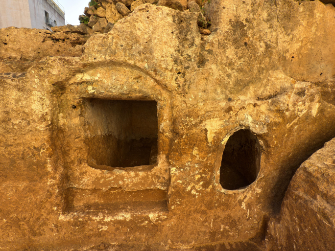 Catacombs to be buried under block of flats in Qawra