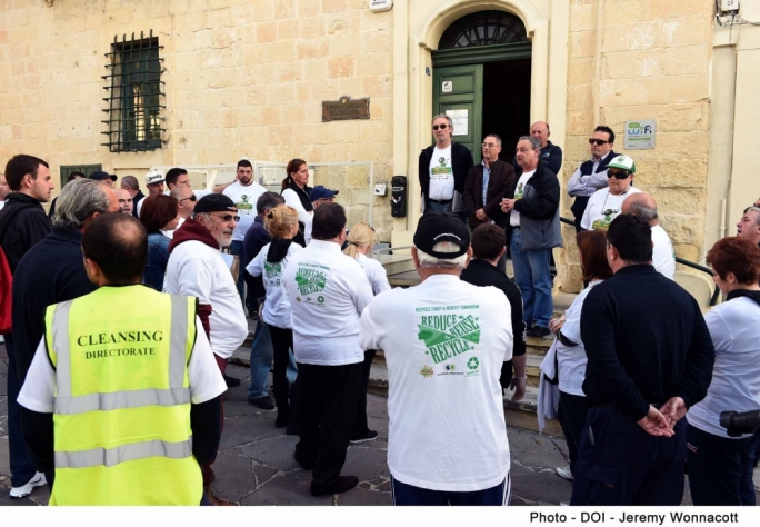 14,000 tonnes of waste cleaned up last year