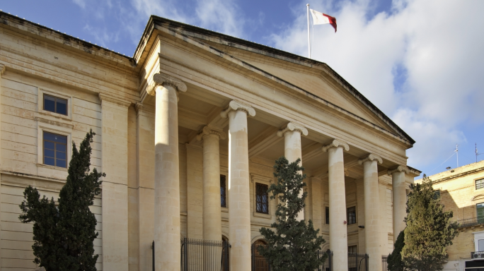 Thief handed suspended sentence for 2017 kiosk robbery