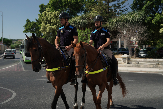 50 animals serve the police and civil protection