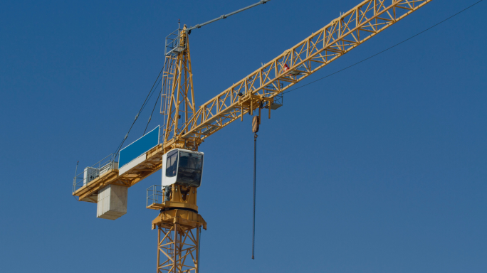 Evacuated residents return home after tower crane became unstable due to winds