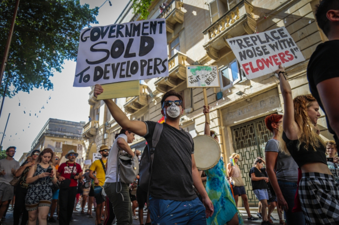 Opposition motion for environment protection gets thumbs-up from environmental groups