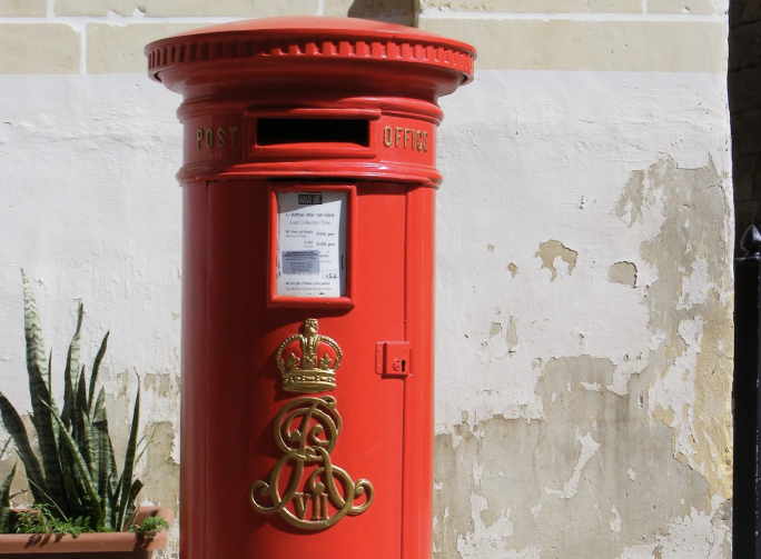 Postal satisfaction declines as parcel use surges in Malta