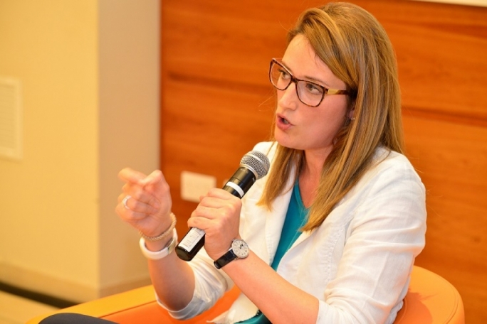 Metsola report on asylum policy adopted by European Parliament