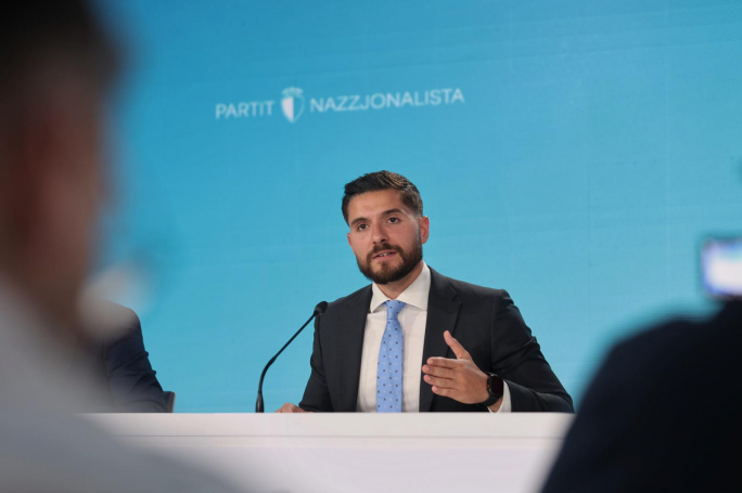 Alex Borg pledges 15% tax rate for micro businesses
