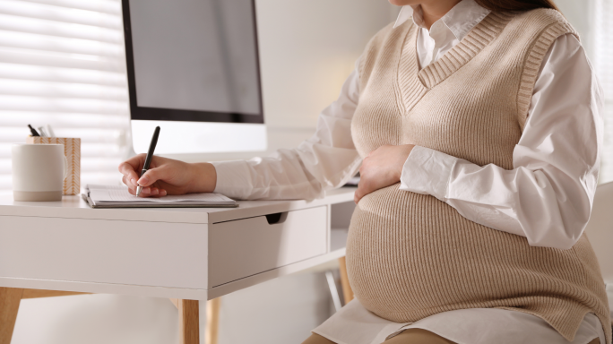 PN announces Mothers' Day proposals including raising maternity leave up to six months