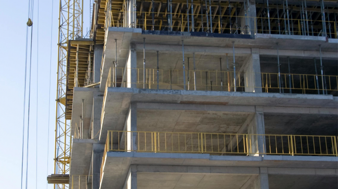 Man falls after entering construction site at 4am