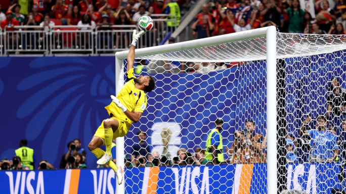 Cape Verde hold off Spain in their first ever World Cup match