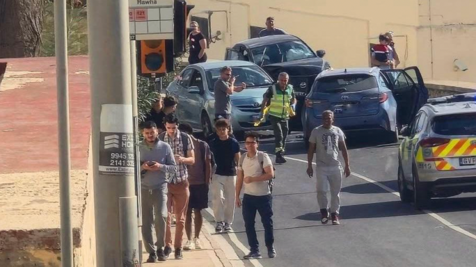 One person hospitalised after five-car collision in San Ġwann