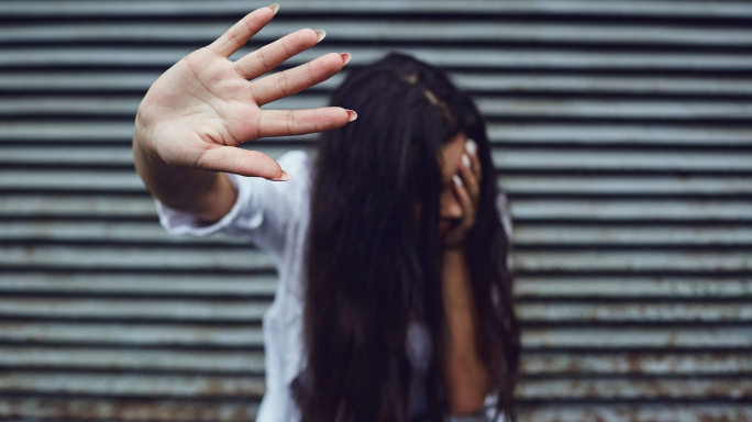 'I’ll cut off your head’: Father handed suspended sentence over a series of threats towards his wife