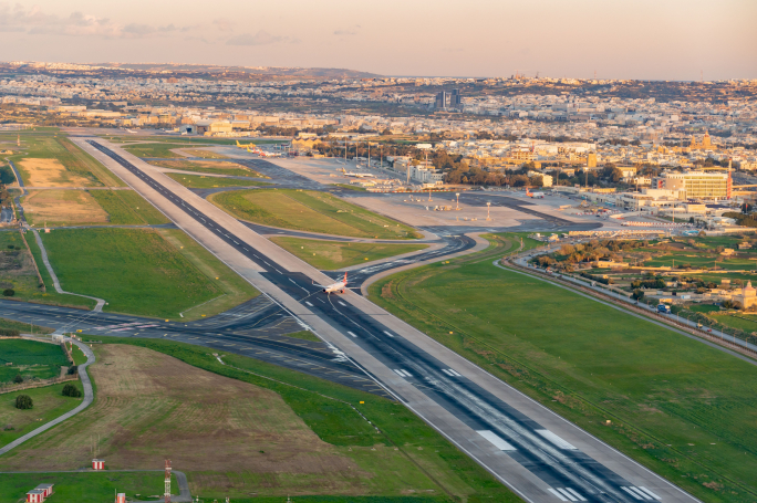 Airport winter traffic growth outpaces summer increase