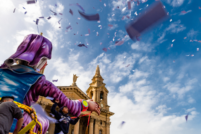 Windy weather forecast for carnival weekend, weather warning issued for Friday