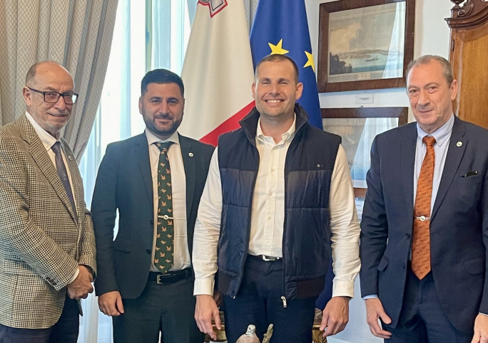 Government, FKNK agree on allowing banned hunters and trappers a chance to get their licences back