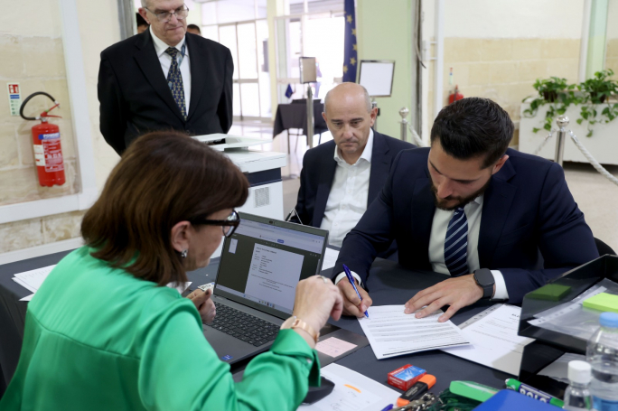 Nationalist Party Leader Alex Borg submits election nomination