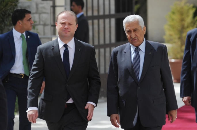 Muscat in bilateral meeting with Jordanian prime minister