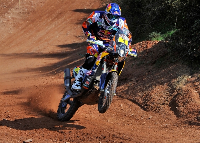 Coma takes fifth Dakar title