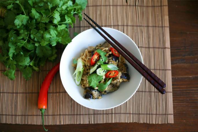 Egg noodles with miso aubergines