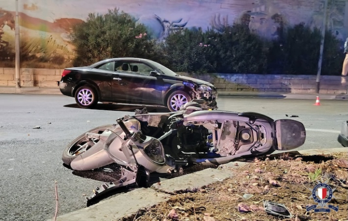 Police searching for car driver who fled accident that seriously injured motorcyclist