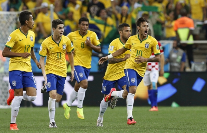 Neymar's double helps nervous Brazil to a 3-1 victory over Croatia