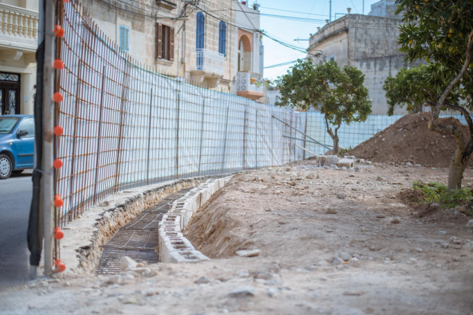 Works on Lija's Ġnien Merino advancing