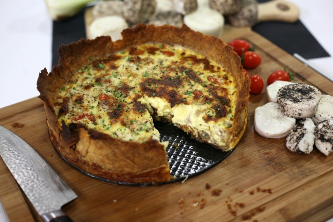 [WATCH] Quiche Rita with gbejniet and guanciale