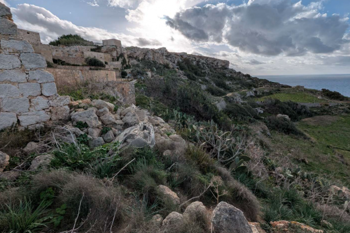 Villa proposed on Migra l-Ferha cliffs