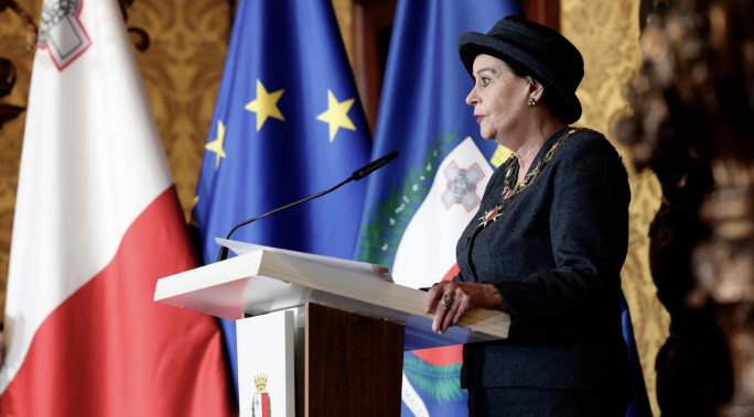 President warns against emergence of new social class amid overpopulation challenges