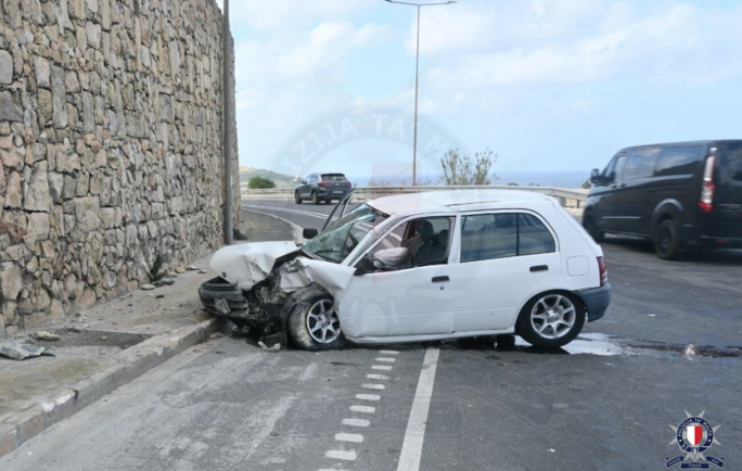 Woman seriously injured after car crashes into wall in Swieqi