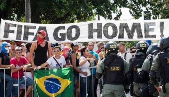 CNN producer, journalists injured in Sao Paulo protests