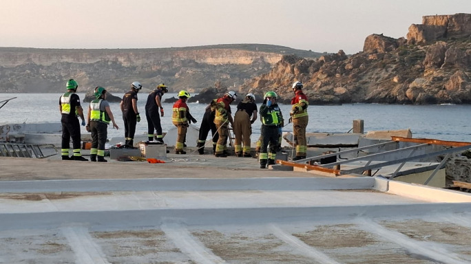 Teenage girl suffers grievous injuries after roof gives way in Gnejna Bay