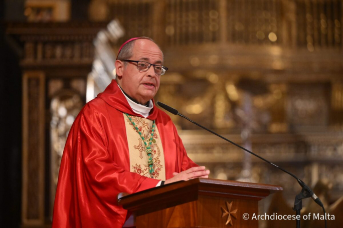 Bishop urges honesty and integrity ahead of Parliament's opening