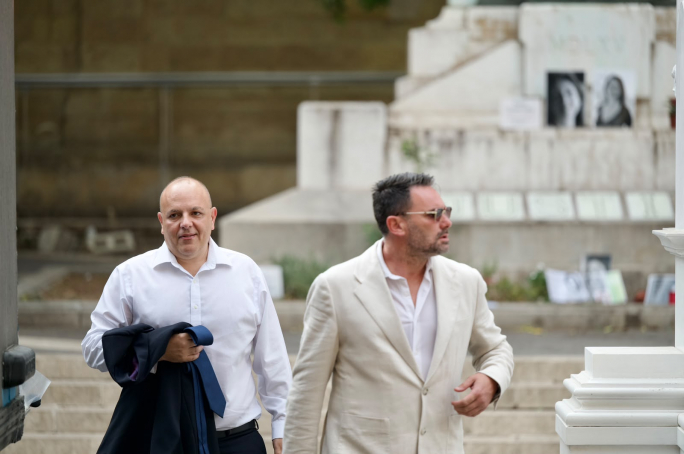 The unexplained privileges of a chief of staff