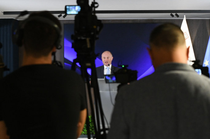 IGM condemns attempt to film journalist's laptop during Joseph Muscat press conference