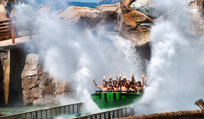 Sicily’s Etnaland fun park has been shut down by authorities over illegal waste dumping